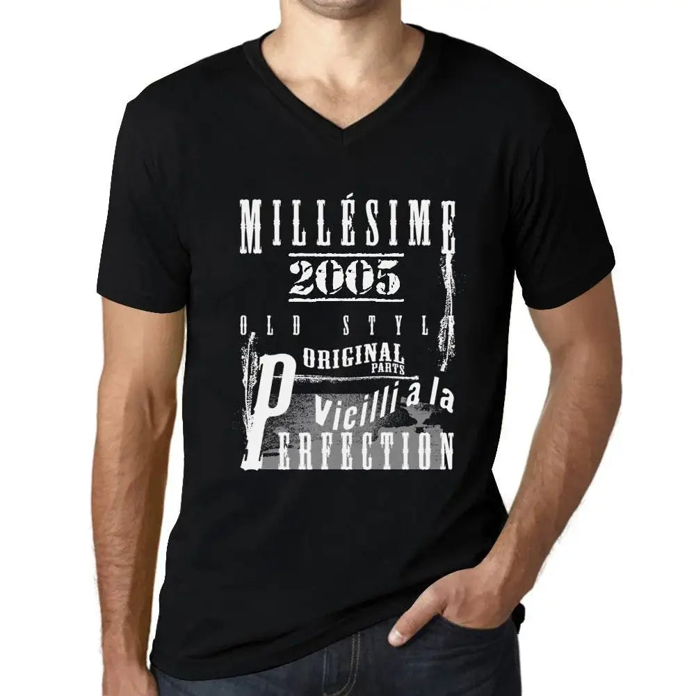 Men's Graphic T-Shirt V Neck Vintage Aged to Perfection 2005 – Millésime Vieilli à la Perfection 2005 – 19th Birthday Anniversary 19 Year Old Gift 2005 Vintage Eco-Friendly Short Sleeve Novelty Tee