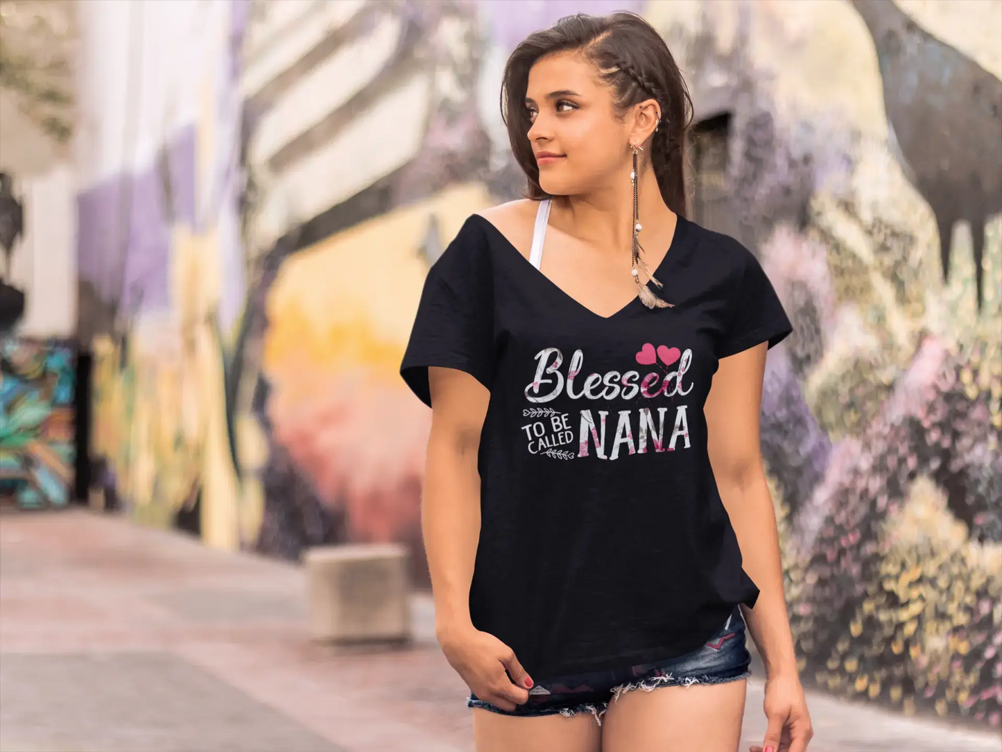 ULTRABASIC T-shirt col en V pour femme Blessed to be Called Nana - Gram Granny Grandmother Tee Shirt