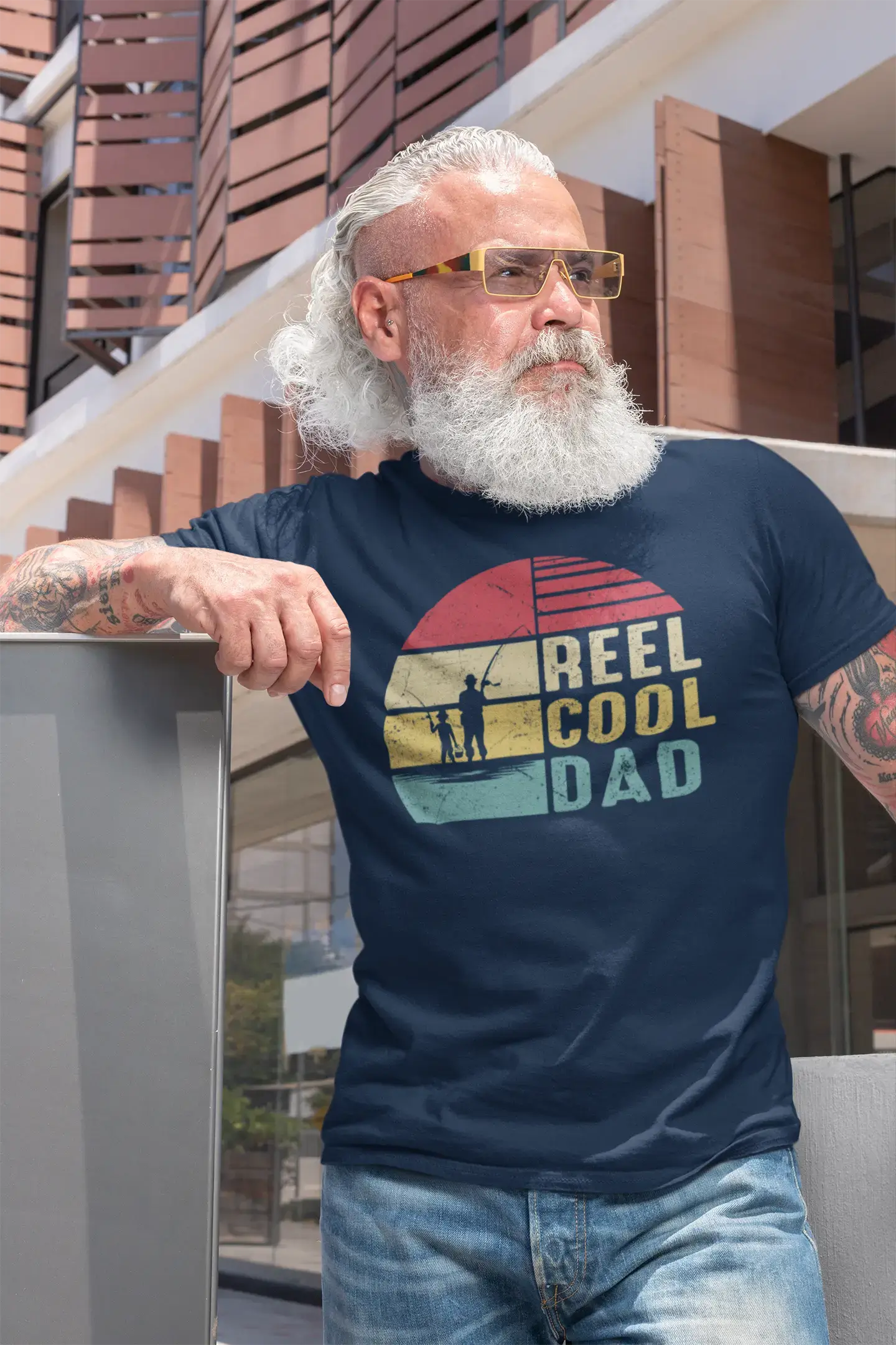 ULTRABASIC Men's Fishing T-Shirt Reel Cool Dad - Retro Funny Fisherman Tee Shirt