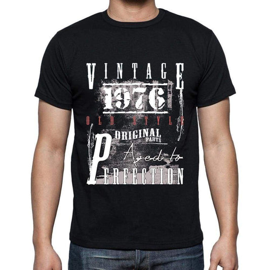 1976, Men's Short Sleeve Round Neck T-shirt - ultrabasic-com