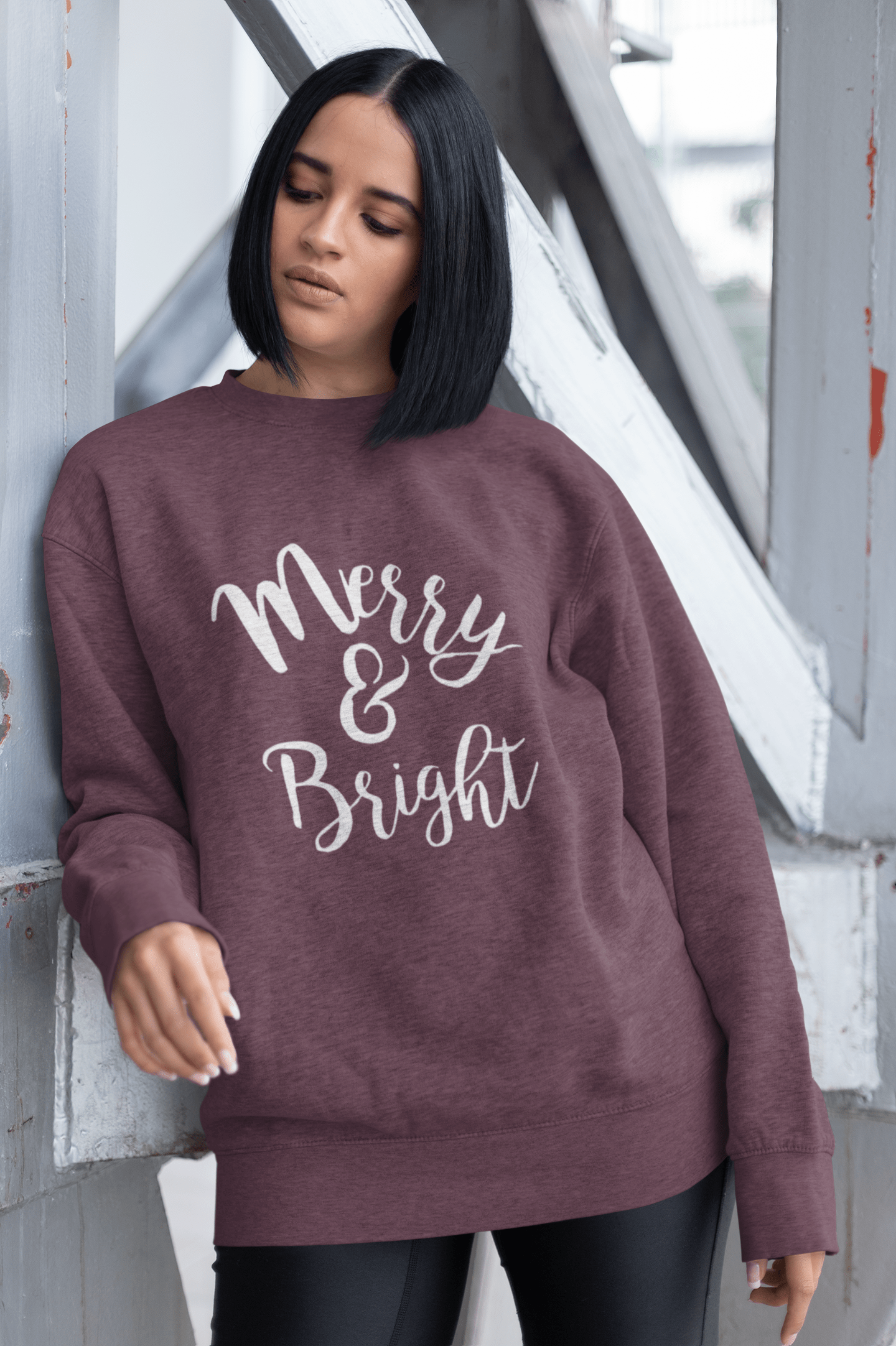 ULTRABASIC – <span>Grafisches</span> <span>Damen-</span> Sweatshirt mit langen Ärmeln „Merry And Bright Christmas“, süß <span>bedruckte</span> <span>Weihnachtsgeschenkideen</span> , Burgunderrot