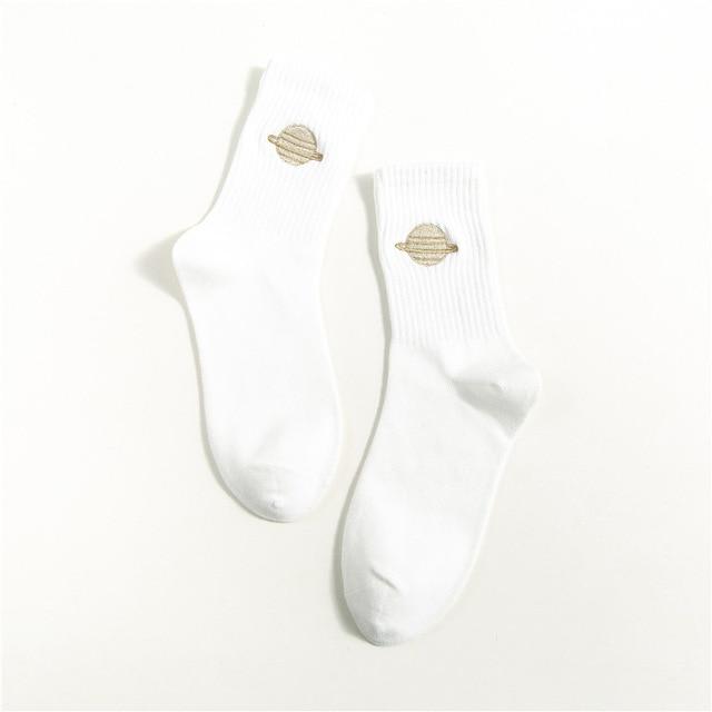 Chaussettes brodées en coton pour femmes, nouvelle tendance, mouvement, couleur unie, planète mignonne, Style à la mode, automne hiver 2019