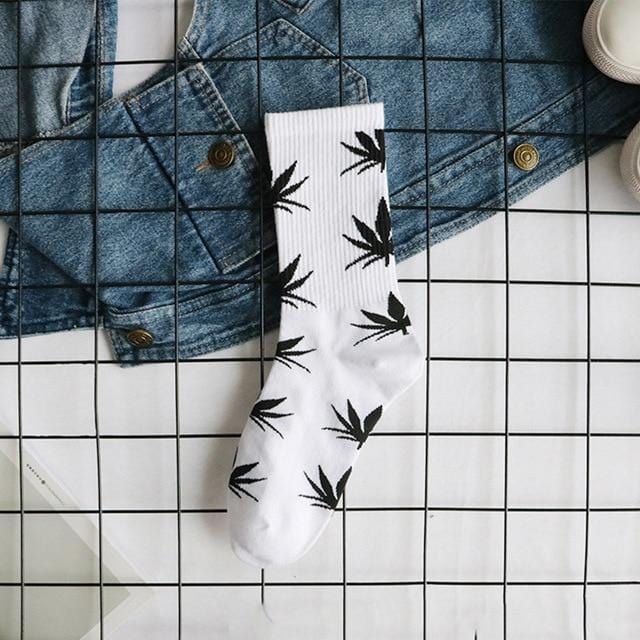 spring and autumn casual long paragraph weed boat socks Fashion comfortable high quality cotton socks leaf maple leaves